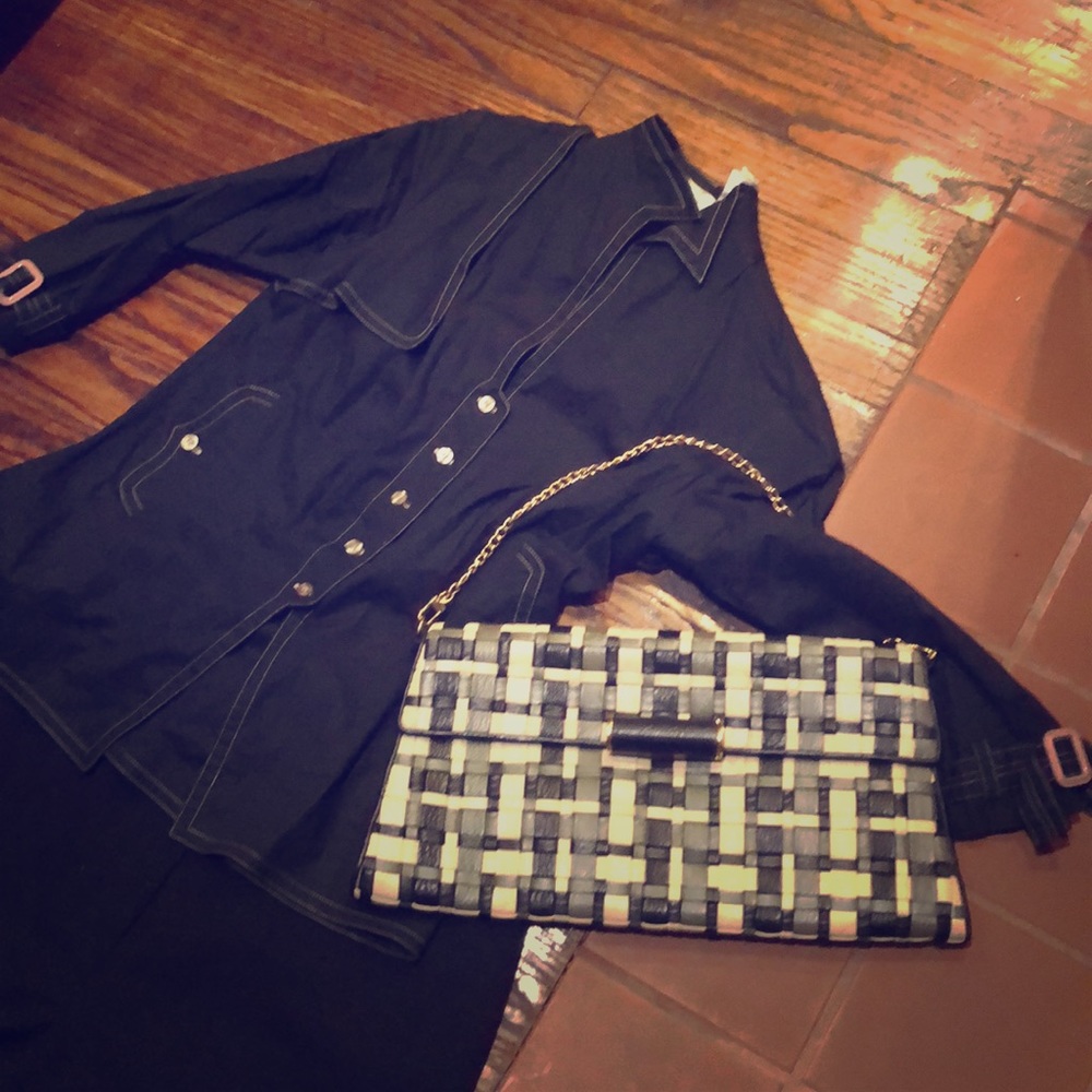 BCBG Woven Grey/Bk/Cr Clutch Gold chain